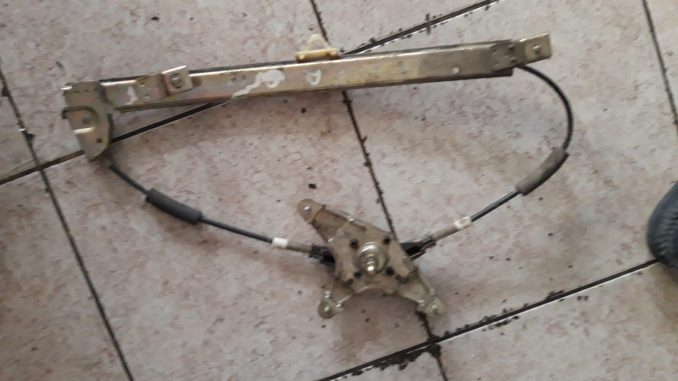 Fiat Marea Çıkma Sol Arka Kriko Fiat Marea Çıkma Sol Arka Kriko